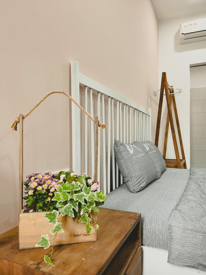 Ivy House Hotel Hue Bagian luar foto