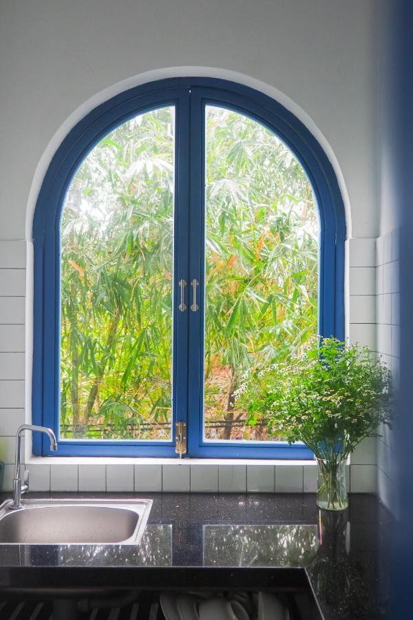 Ivy House Hotel Hue Bagian luar foto